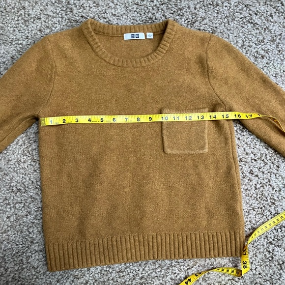 Uniqlo lambswool pocket sweater mustard color size S - Picture 9 of 9